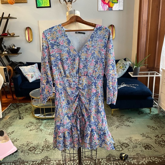Zara floral mini dress. M - Picture 2 of 4